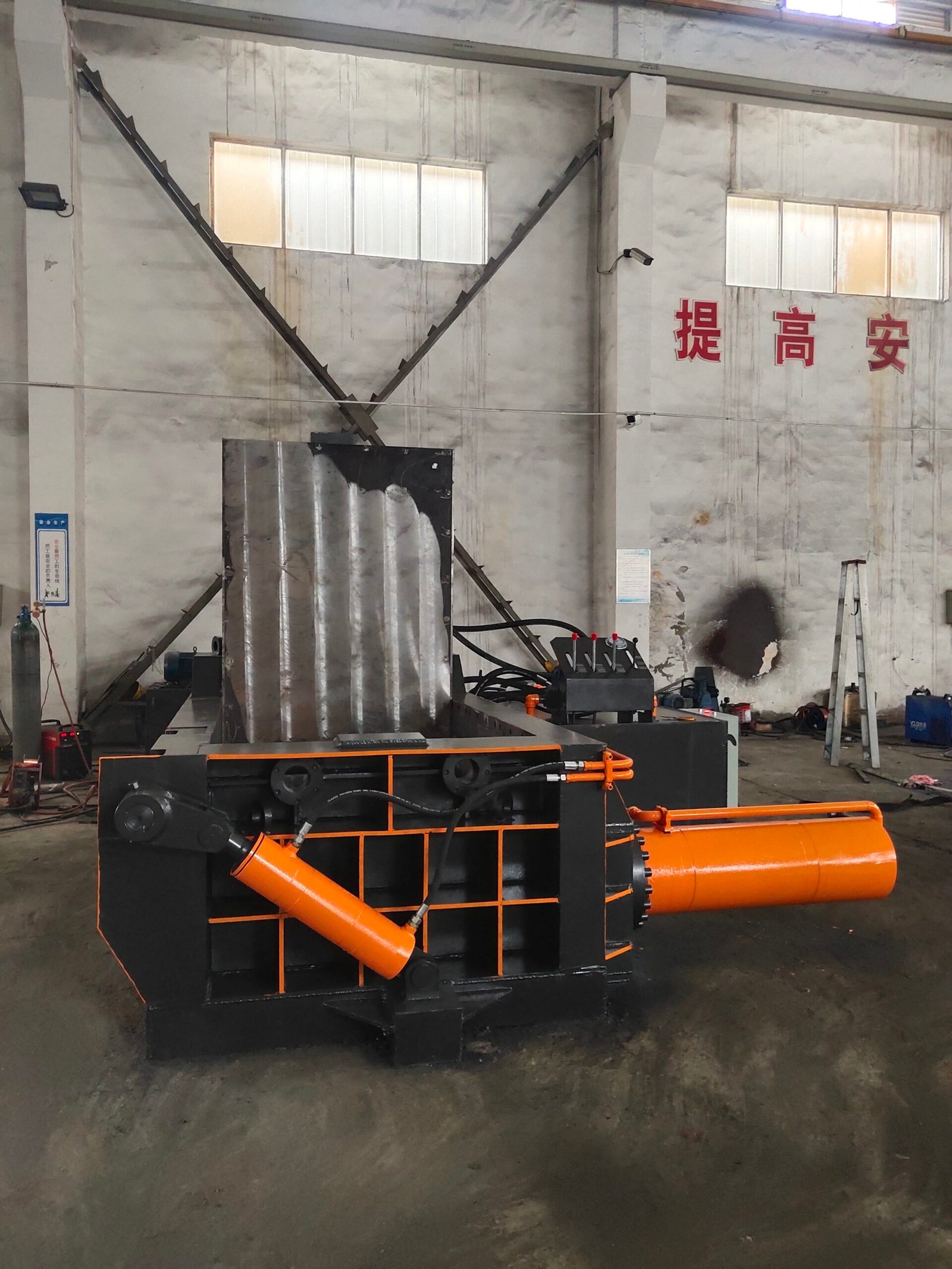 Horizontal Hydraulic Scrap Metal Baler
